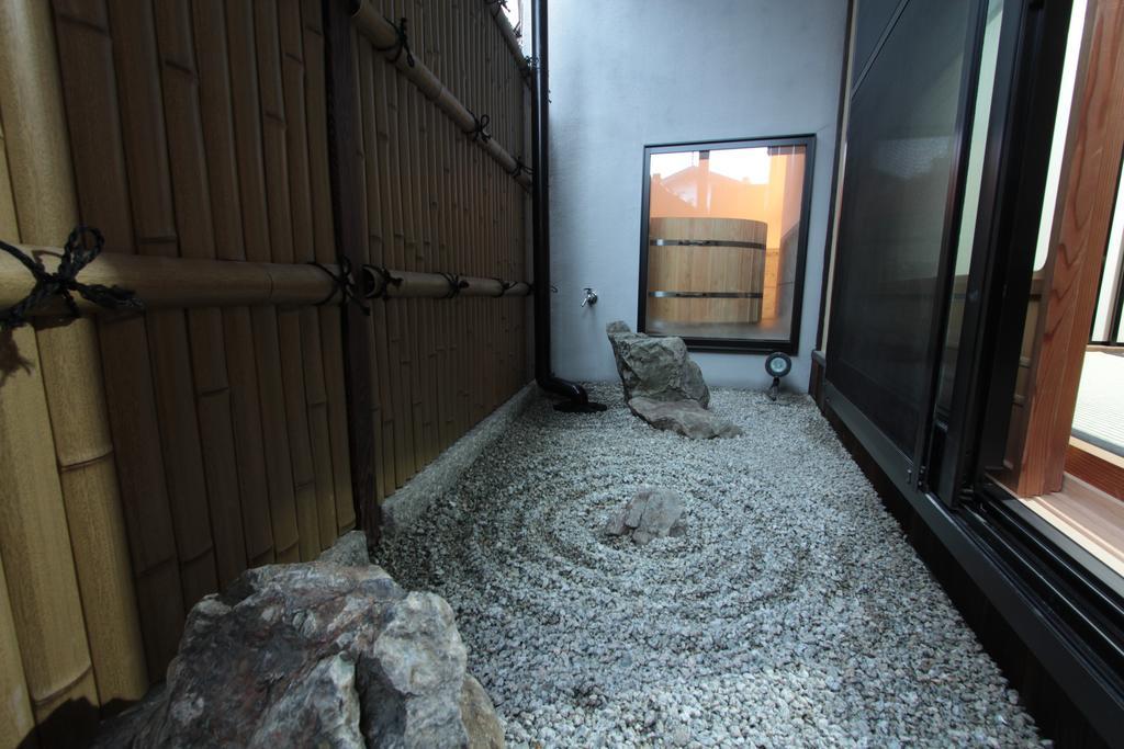 Our turn Machiya inn Kyoto Rum bild